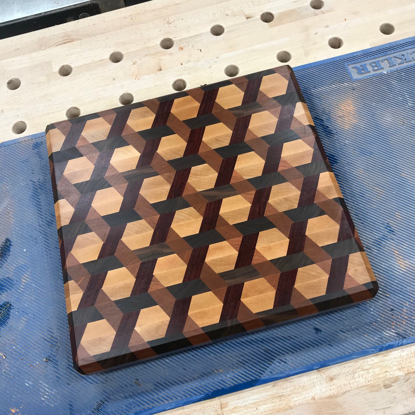 Fisher's Shop - Fisher's 3D End Grain Cutting Boards